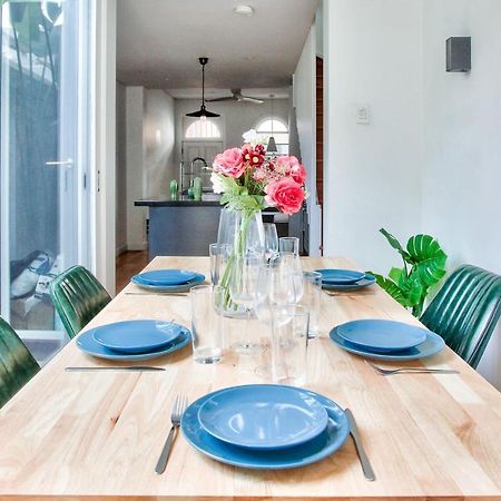 Astounding 3 Bedroom House Surry Hills 2 E-Bikes Included Sydney Eksteriør billede