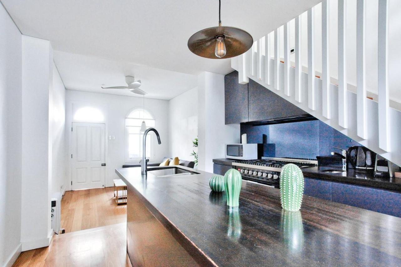 Astounding 3 Bedroom House Surry Hills 2 E-Bikes Included Sydney Eksteriør billede